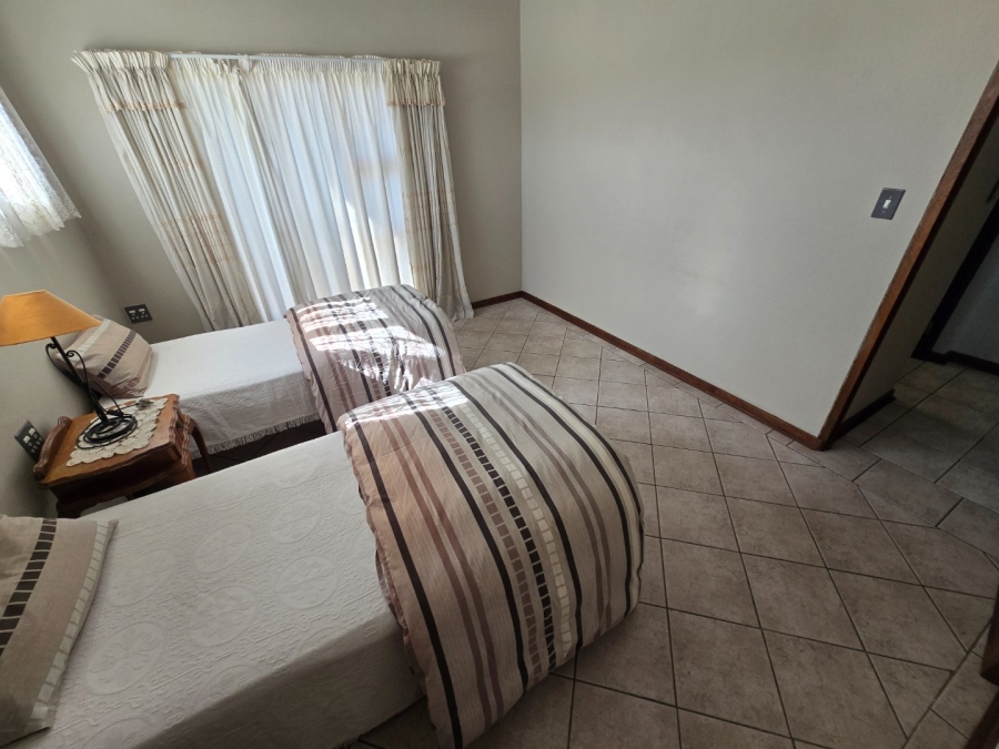 8 Bedroom Property for Sale in Grimbeeck Park North West